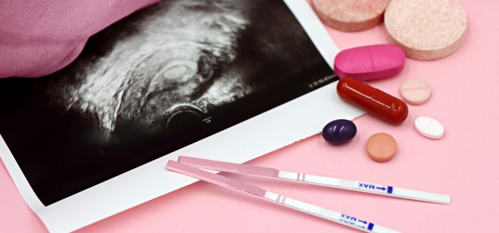 প্রেগন্যান্সি সিম্পটম ইন বাংলা: শুরুর লক্ষণ, টিপস আর দিকনির্দেশনা