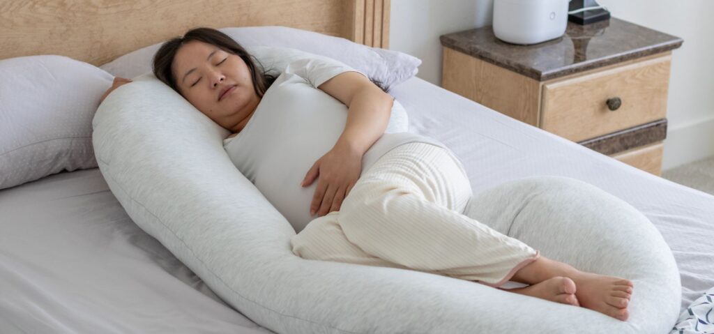 Why Mother's Needs a Pregnancy Pillow